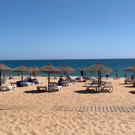 Quarteira Beach Vacation: 2Br Steps To The Sand Buitenkant foto