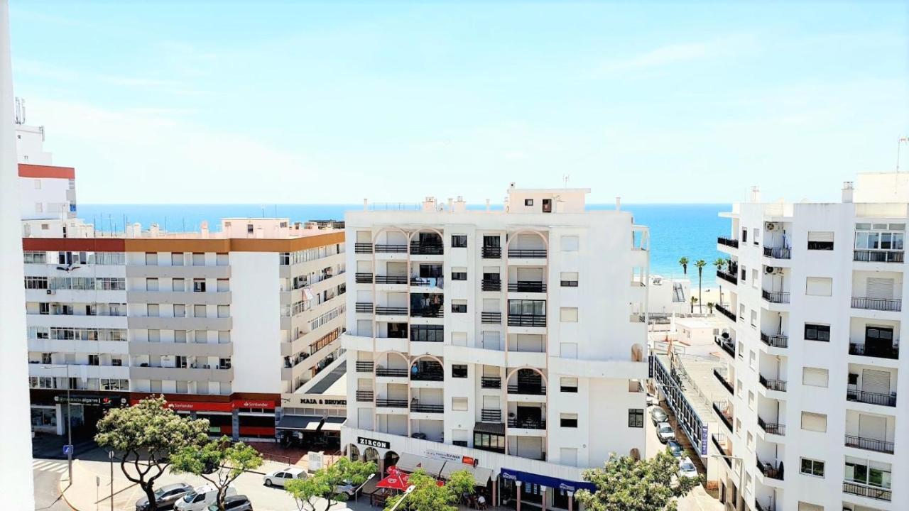 Quarteira Beach Vacation: 2Br Steps To The Sand Buitenkant foto