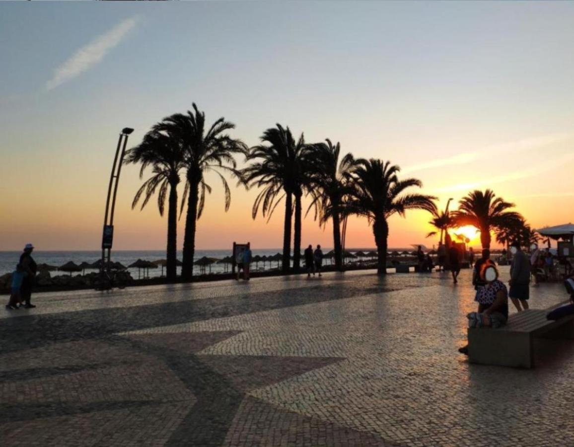 Quarteira Beach Vacation: 2Br Steps To The Sand Buitenkant foto